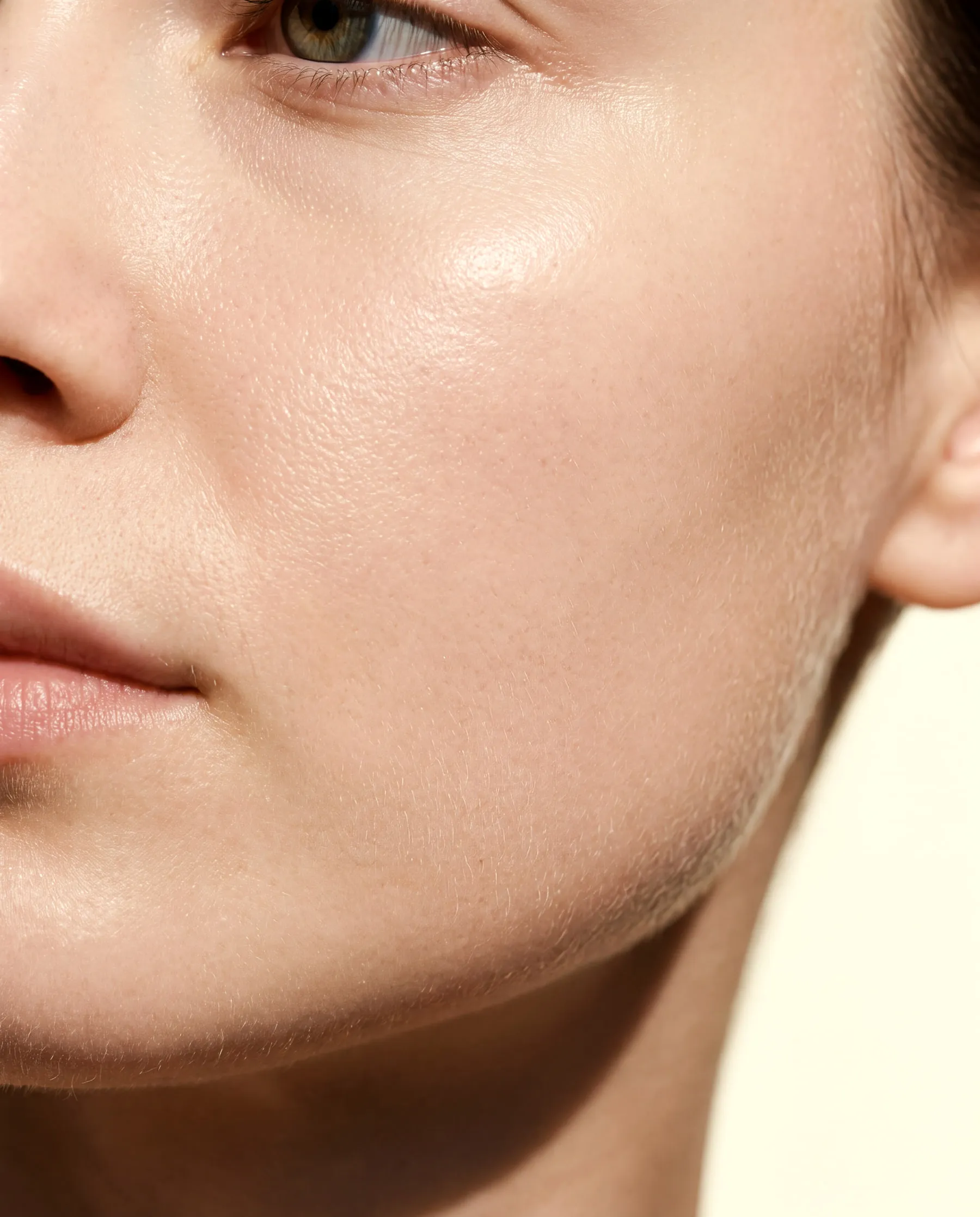 Deep-cleansing facial—clear skin with an even texture after the treatment